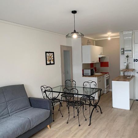 A 100M De La Plage Saint-Hilaire-de-Riez Exterior photo